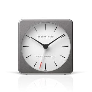 Bering Damen und Herren Alarmclock Funk Movement – Home Decor Collection mit Kunststoff Glas